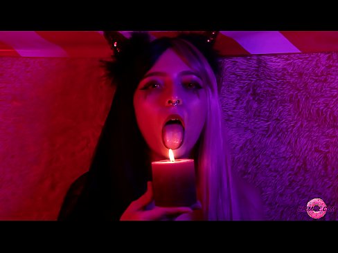 ❤️ Succubus Sexy-ren Pumada Sutsua Ahoa betetzearekin ️❌ Sluts gugan